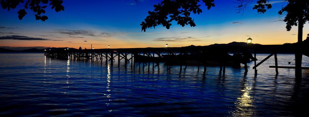 Raja Ampat Dive Resort Tapokreng Экстерьер фото