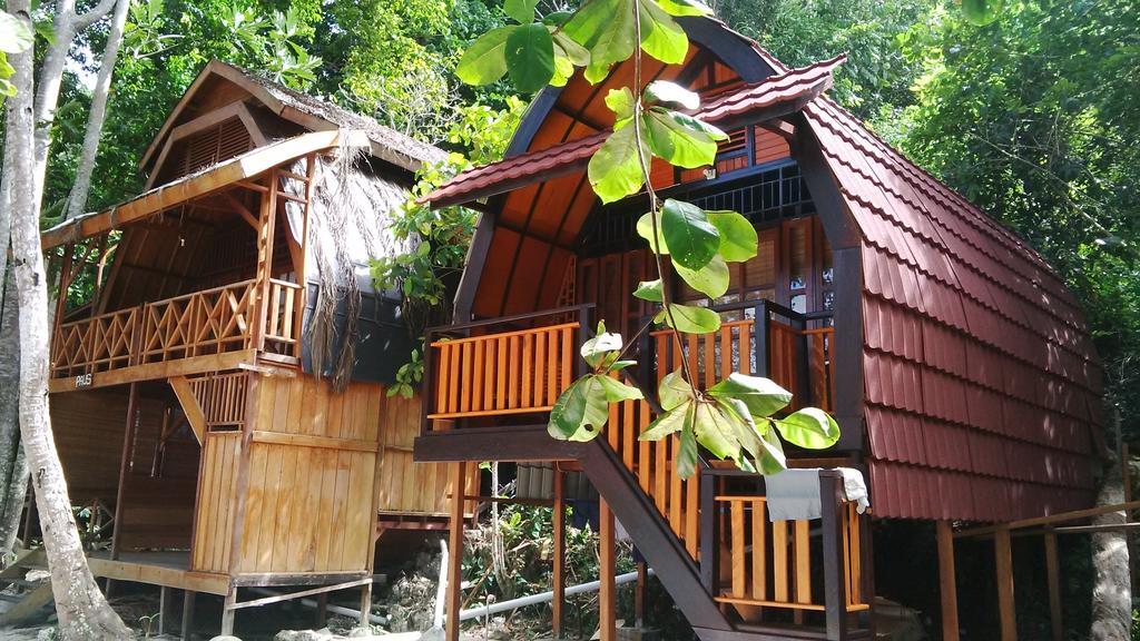 Raja Ampat Dive Resort Tapokreng Экстерьер фото