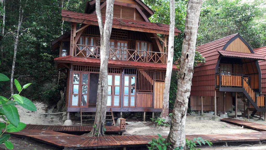 Raja Ampat Dive Resort Tapokreng Экстерьер фото